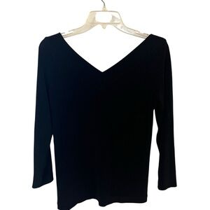 Chicos Travelers Black Wide V Neck Scoop Top 0 Size Small Stretchy Capsule